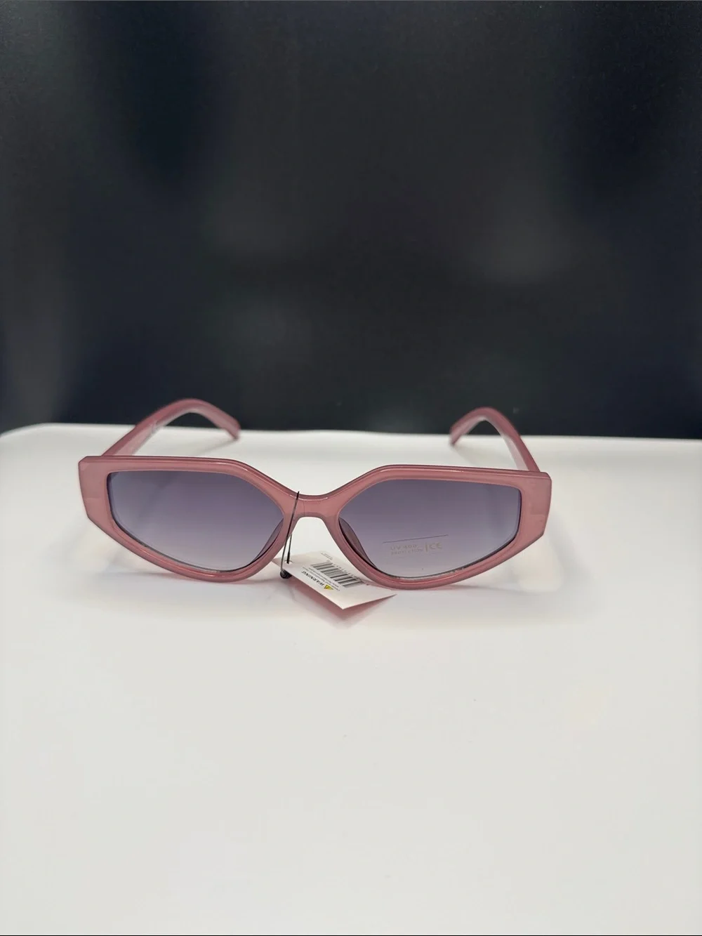 Stylish Pink Cat-Eye Women’s Sunglasses
